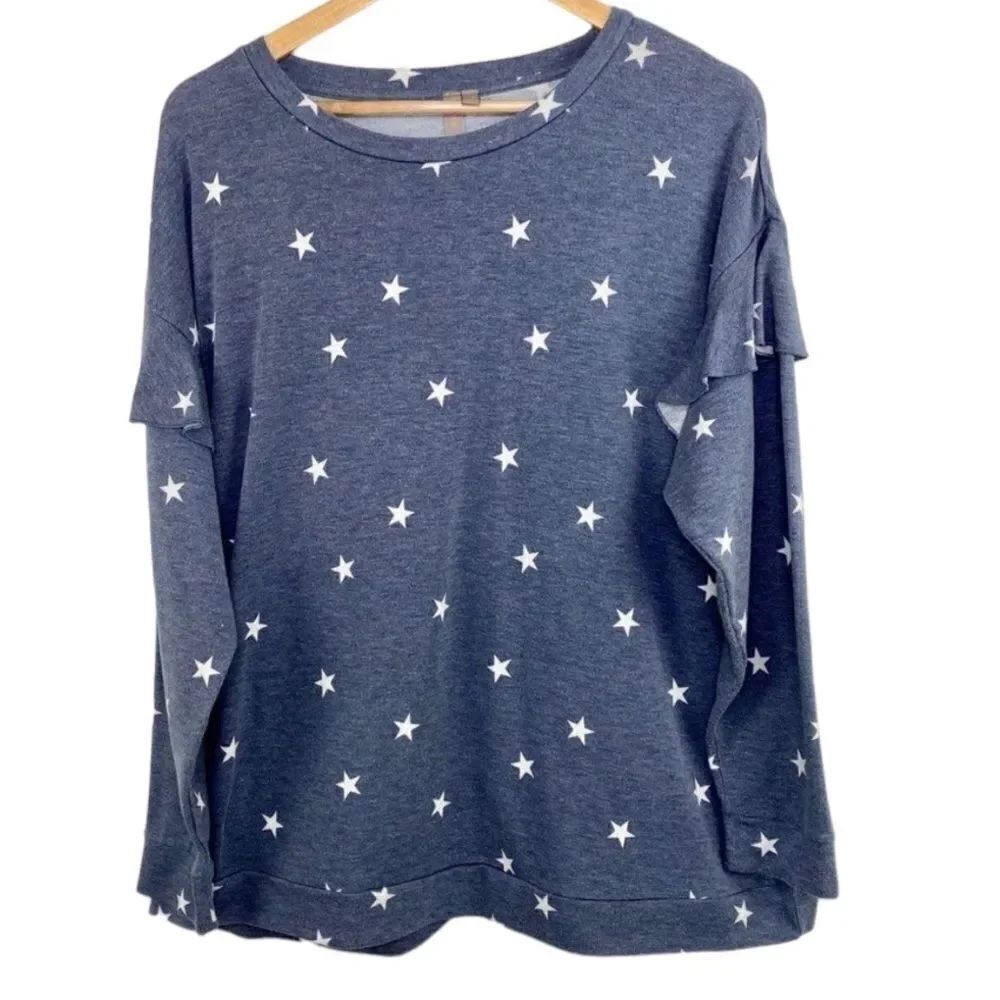 Brina & Em star print ruffle blue gray knit to